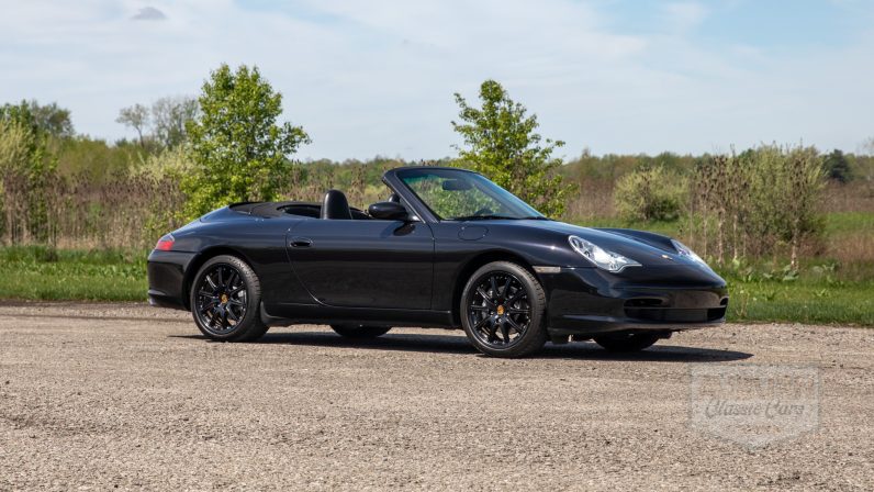 
								2002 Porsche 911 Carrera 4 full									