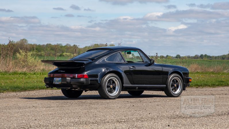 
								1982 Porsche 911SC full									
