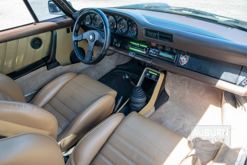 
								1982 Porsche 911SC full									