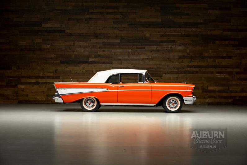 
								1957 Chevrolet Bel Air Convertible full									