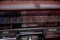 
										1962 Imperial Crown Convertible full									