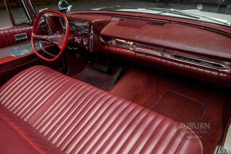 
								1962 Imperial Crown Convertible full									