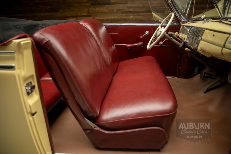
								1941 Plymouth Special Deluxe Convertible full									