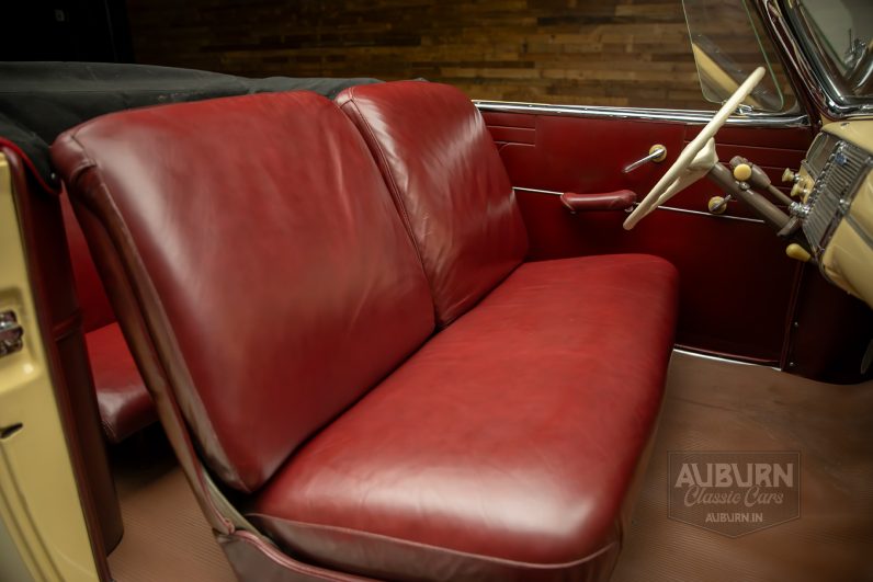 
								1941 Plymouth Special Deluxe Convertible full									