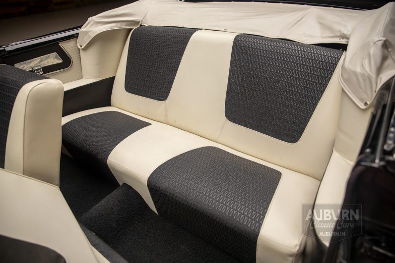 
								1958 Plymouth Belvedere Convertible full									