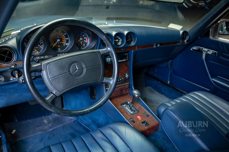 
								1986 Mercedes-Benz 560SL Roadster full									