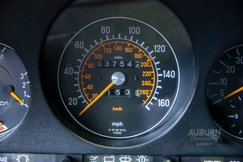 
								1986 Mercedes-Benz 560SL Roadster full									