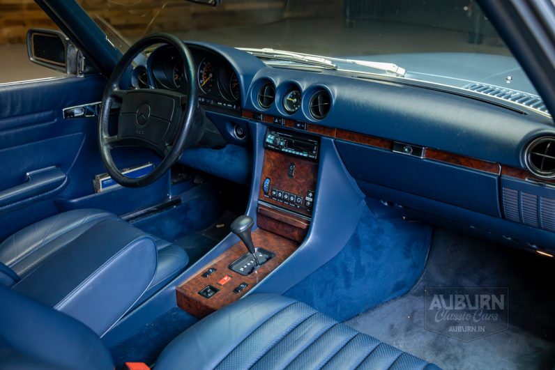 
								1986 Mercedes-Benz 560SL Roadster full									
