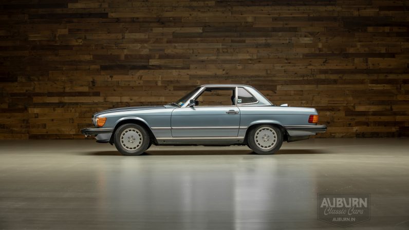 
								1986 Mercedes-Benz 560SL Roadster full									