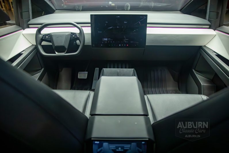 
								2024 Tesla Cyber Truck Foundation Series full									