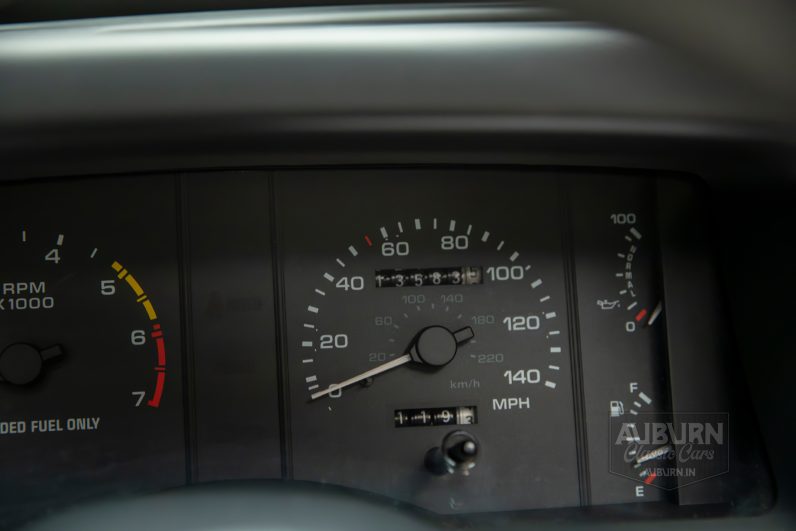 
								1989 Ford Mustang Convertible full									
