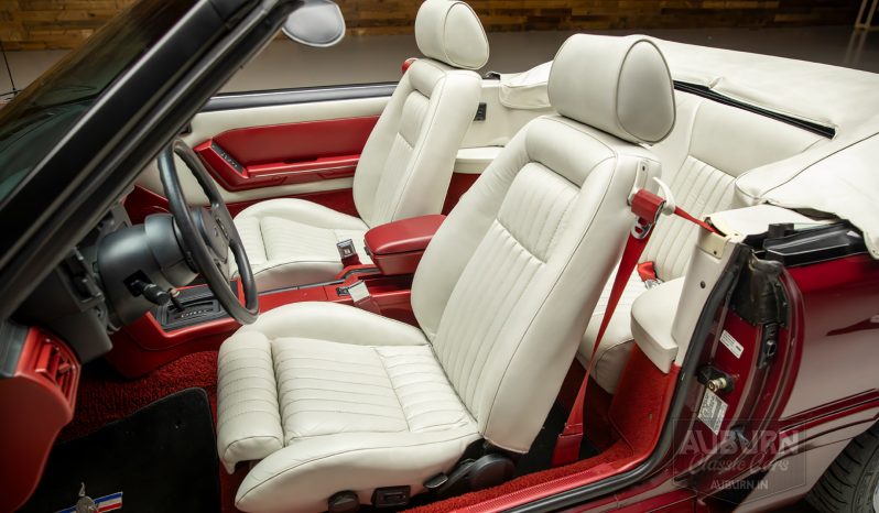 
								1989 Ford Mustang Convertible full									