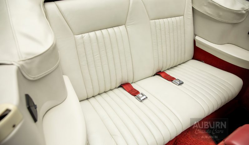 
								1989 Ford Mustang Convertible full									
