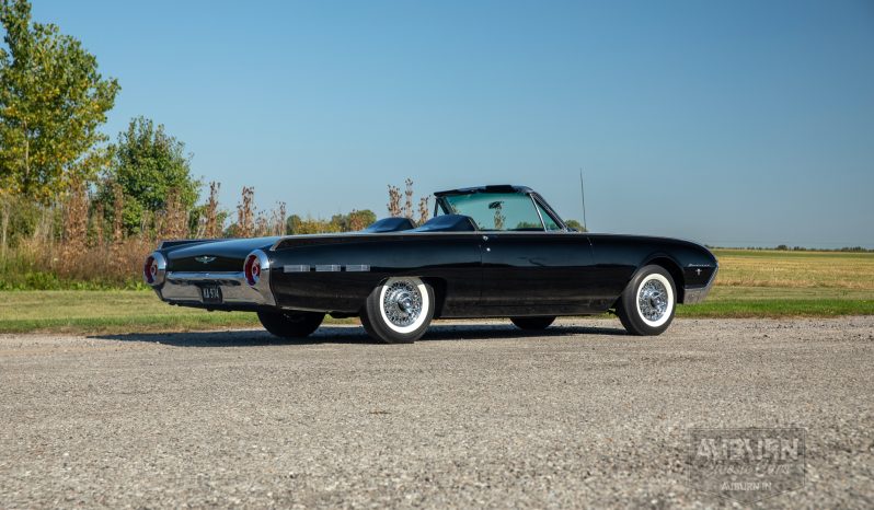 
								1962 Ford Thunderbird Sport Roadster full									