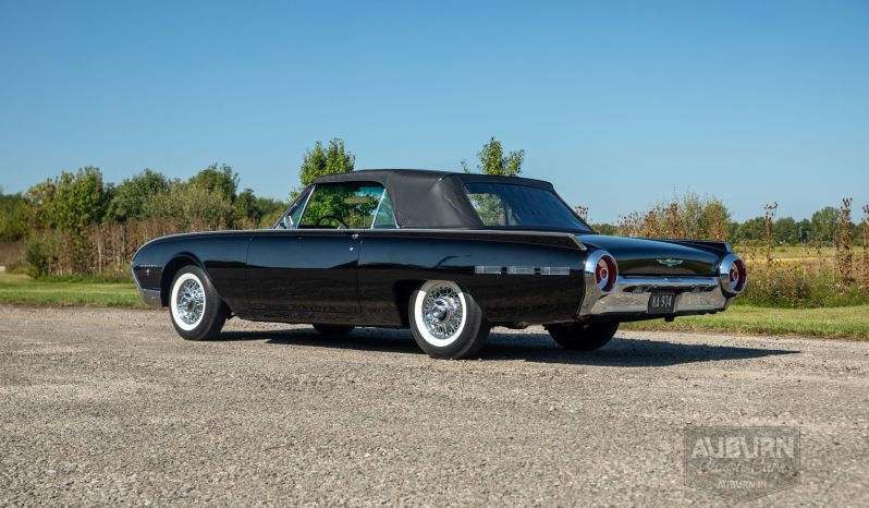 
								1962 Ford Thunderbird Sport Roadster full									