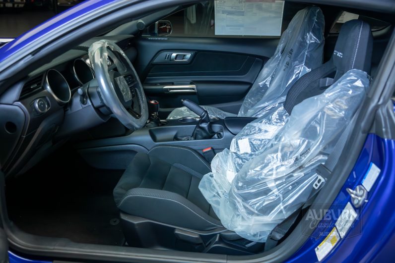 
								2015 Ford Shelby GT350 50th Anniversary full									