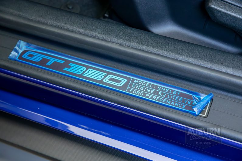 
								2015 Ford Shelby GT350 50th Anniversary full									