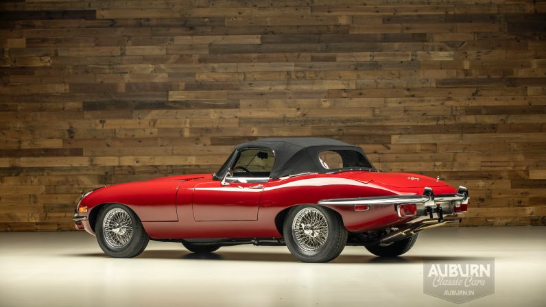 
								1970 Jaguar XKE Series II Roadster full									