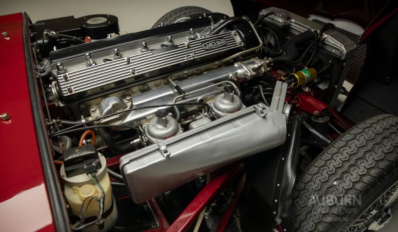 
								1970 Jaguar XKE Series II Roadster full									