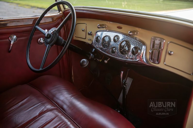 
								1932 Pierce-Arrow Eight Model 54 Convertible Sedan full									