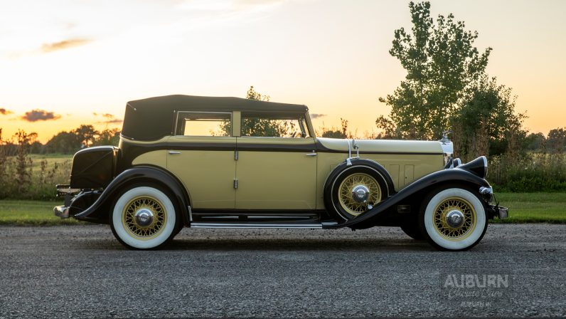 
								1932 Pierce-Arrow Eight Model 54 Convertible Sedan full									