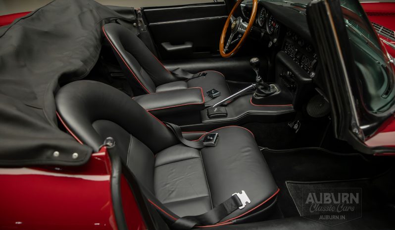 
								1970 Jaguar XKE Series II Roadster full									