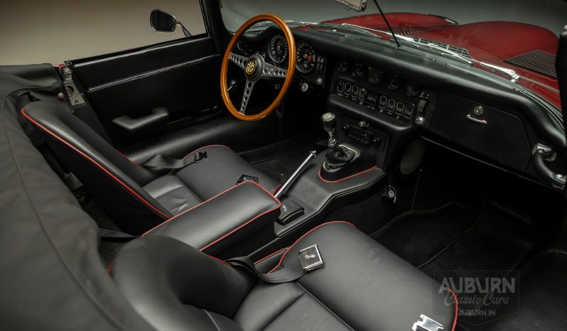 
								1970 Jaguar XKE Series II Roadster full									