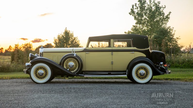 
								1932 Pierce-Arrow Eight Model 54 Convertible Sedan full									