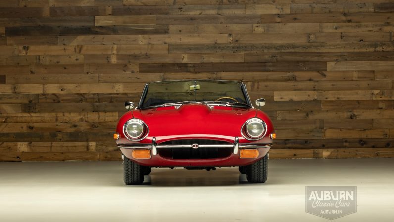 
								1970 Jaguar XKE Series II Roadster full									