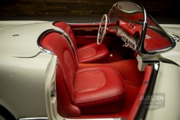 
										1953 Chevrolet Corvette Roadster full									
