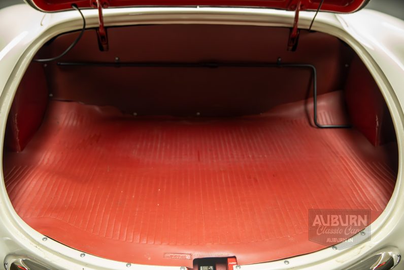 
								1953 Chevrolet Corvette Roadster full									