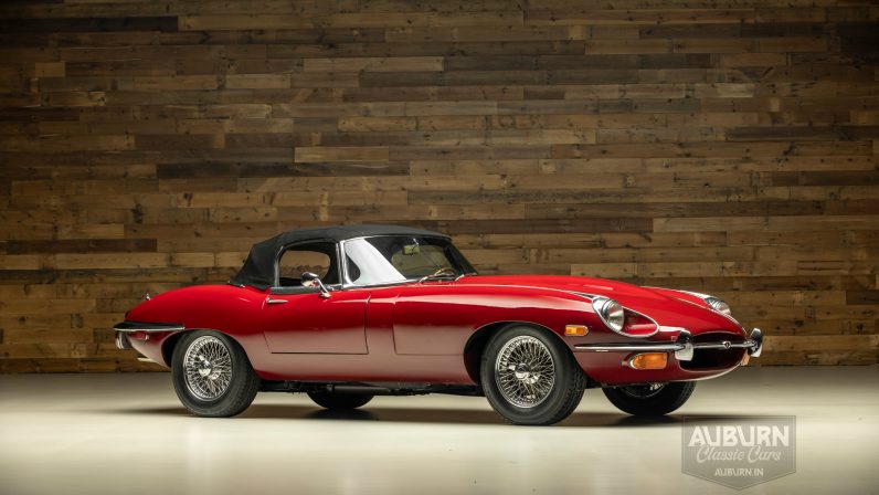 
								1970 Jaguar XKE Series II Roadster full									