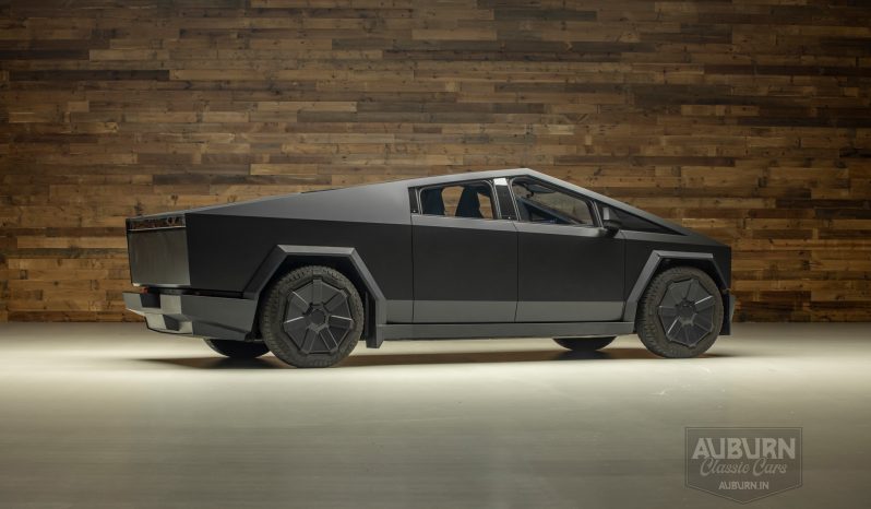 
								2024 Tesla Cyber Truck Foundation Series full									