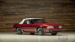 
										1989 Ford Mustang Convertible full									