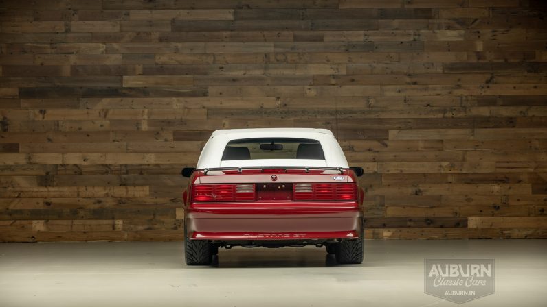 
								1989 Ford Mustang Convertible full									