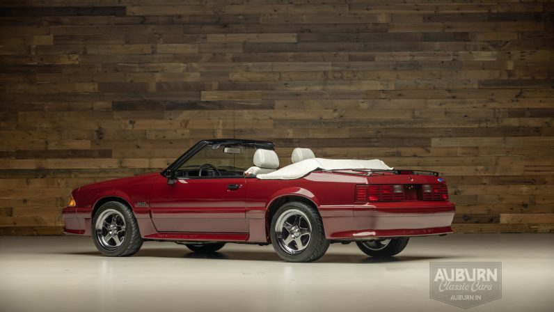 
								1989 Ford Mustang Convertible full									