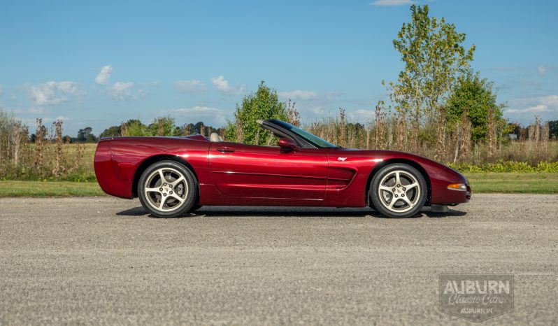 
								2003 Chevrolet Corvette 50th Anniversary Edition Convertible full									