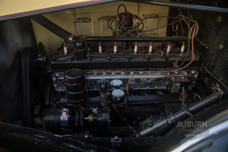 
								1932 Pierce-Arrow Eight Model 54 full									