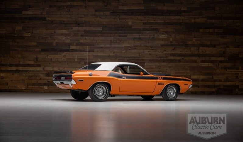 
								1970 Dodge Challenger T/A full									