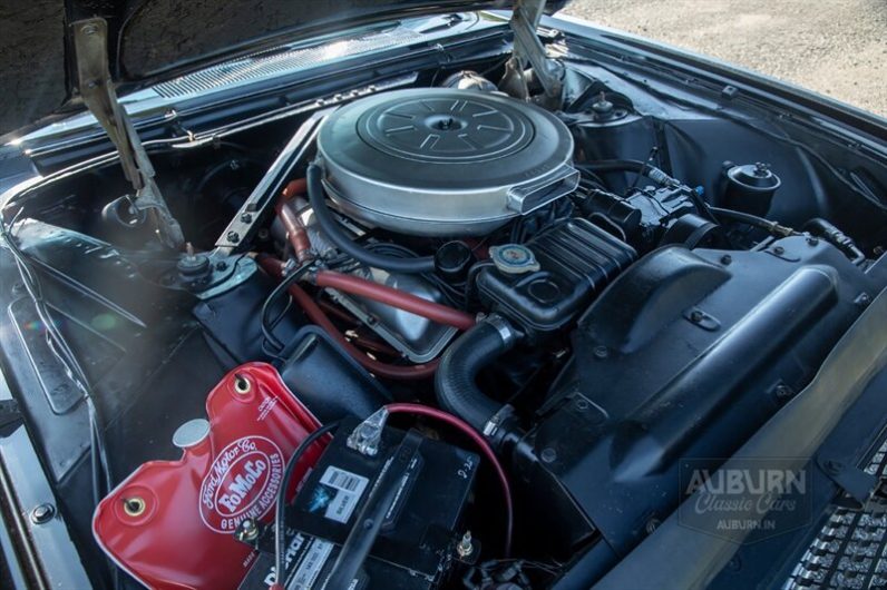 
								1962 Ford Thunderbird Sport full									