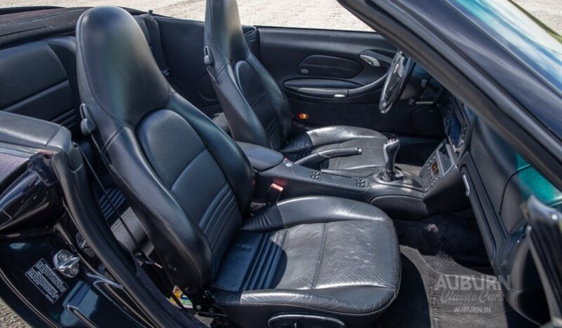 
								2002 Porsche 911 Carrera 4 full									