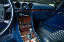 
										1986 Mercedes-Benz Roadster 560SL full									