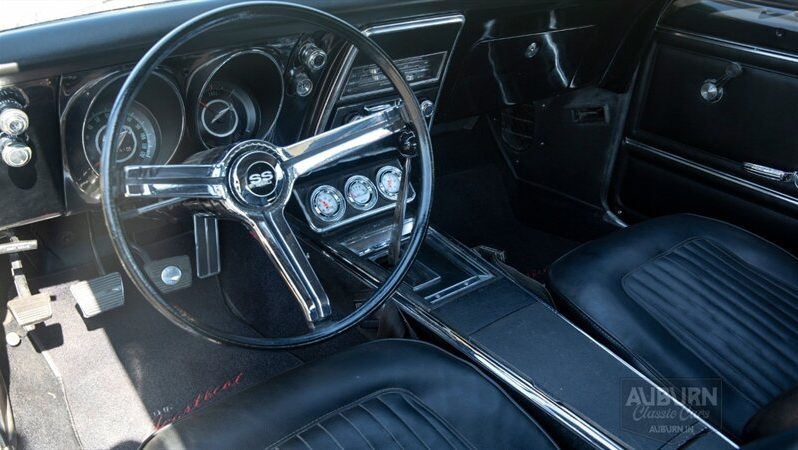 
								1967 Chevrolet Camaro RS SS full									