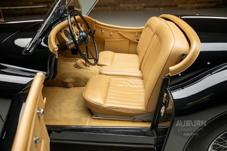 
								1957 Jaguar XK140 MC full									