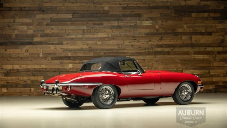 
								1970 Jaguar XKE Series II full									