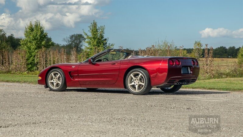 
								2003 Chevrolet Corvette 50th Anniversary Edition full									