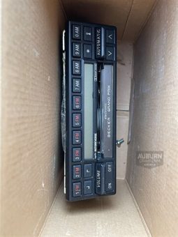 
										1986 Mercedes-Benz Roadster 560SL full									