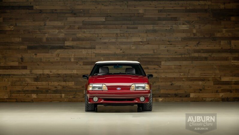 
								1989 Ford Mustang full									