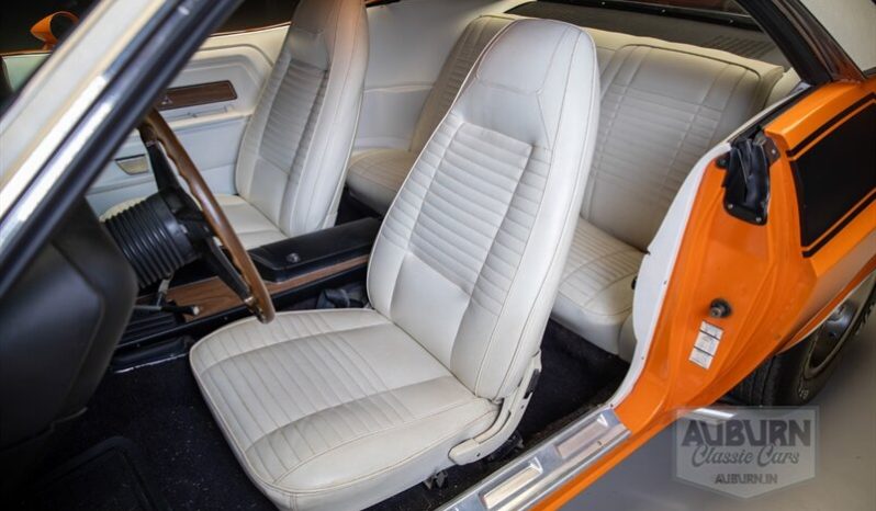 
								1970 Dodge Challenger T/A full									