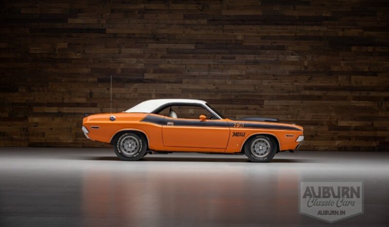 
								1970 Dodge Challenger T/A full									